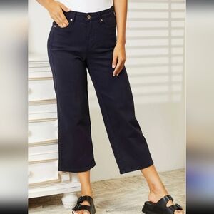 Judy Blue High Waisted Tummy Control Wide Crop Leg Jeans Garment Dyed Sz. 11/30